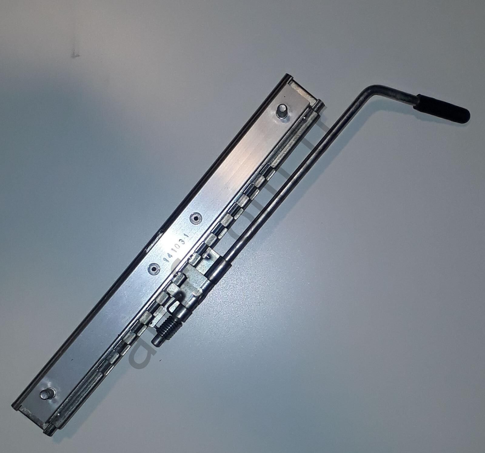 Sega Seat Rail Right_601-9060-91 ShowDown, Sega Koltuk Rayı, Sağ Taraf